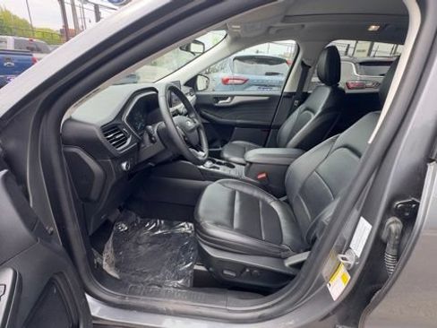 Certified 2022 Ford Escape SEL AWD/4WD image 16