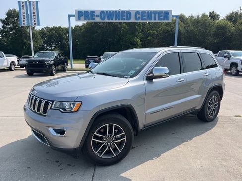 Used 2021 Jeep Grand Cherokee Limited image 2