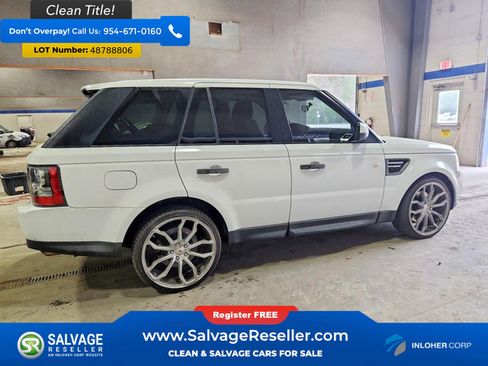 Used 2011 Land Rover Range Rover Sport HSE image 4
