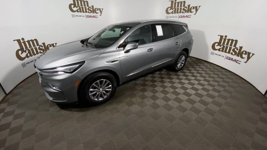 Certified 2024 Buick Enclave Essence AWD/4WD image 4