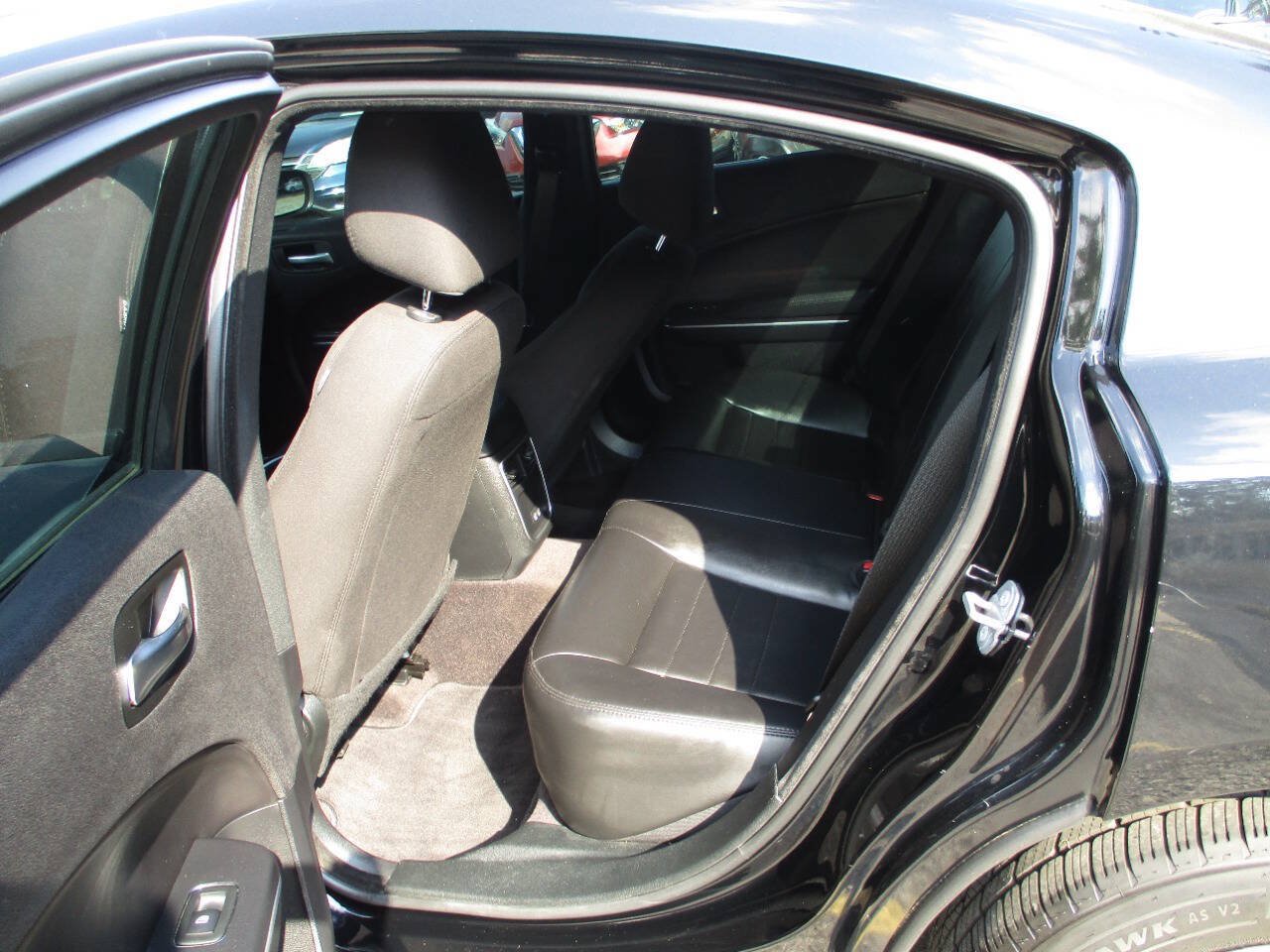 Used 2019 Dodge Charger Police w/ Street Appearance Group RWD image 6
