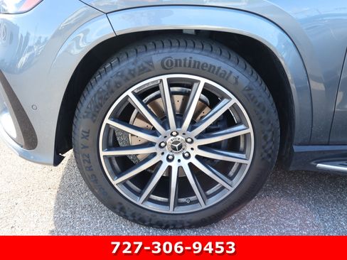 Used 2024 Mercedes-Benz GLS 580 4MATIC image 4