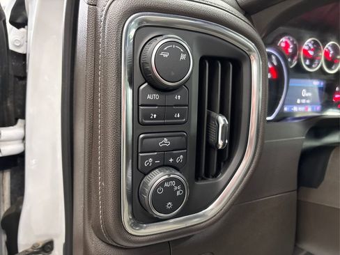 Used 2019 Chevrolet Silverado 1500 LT w/ All-Star Edition AWD/4WD image 37