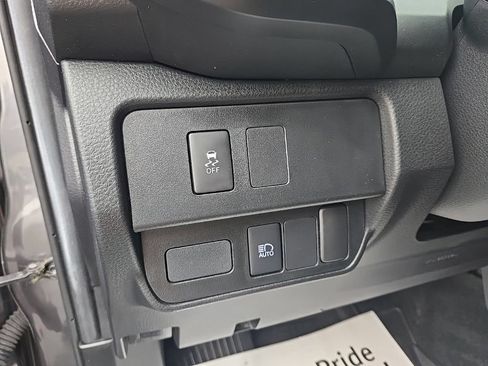 Used 2022 Toyota Tacoma SR w/ SX Package AWD/4WD image 17