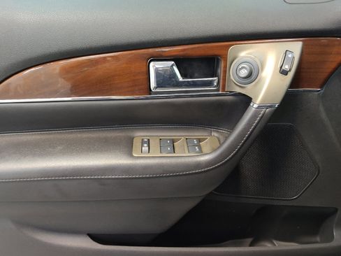 Used 2014 Lincoln MKX w/ Equipment Group 101A image 27