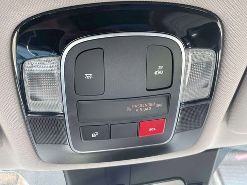 Used 2024 Hyundai Sonata SEL AWD/4WD image 31