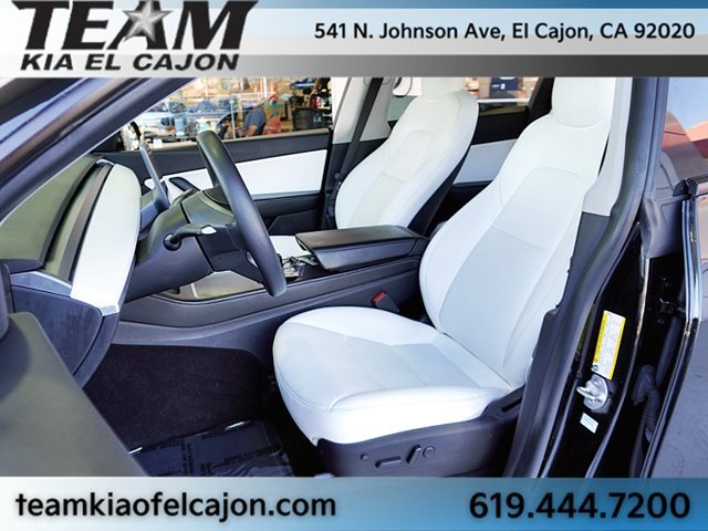 Used 2021 Tesla Model Y Long Range AWD/4WD image 18