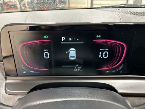 Used 2025 Kia Seltos LX image 16