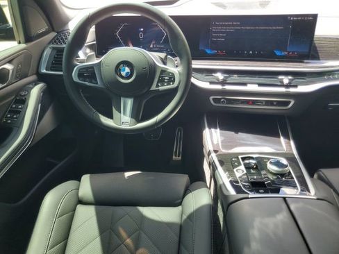 Used 2026 BMW X5 xDrive40i w/ Executive Package image 16