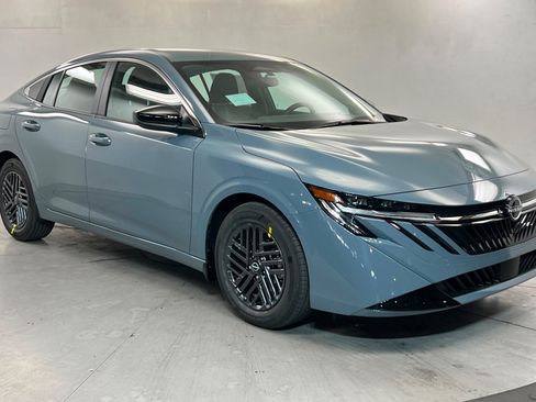 New 2026 Nissan Sentra SV w/ Floor Mat Package FWD image 7
