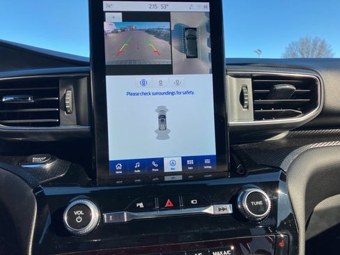 Used 2023 Ford Explorer ST w/ Equipment Group 401A image 18