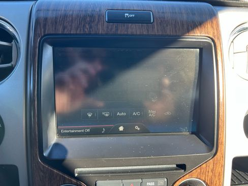 Used 2013 Ford F150 Lariat image 20