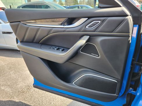 Used 2022 Maserati Levante F Tributo image 30