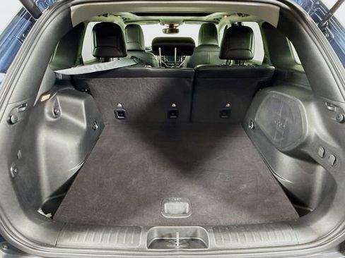 Used 2021 Jeep Cherokee Limited image 27