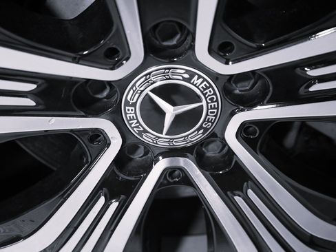 Certified 2023 Mercedes-Benz EQE 350+ 4MATIC SUV w/ Exclusive Trim Package image 8