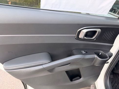 New 2025 Kia Sorento EX image 19