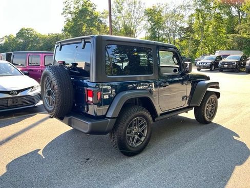 Certified 2025 Jeep Wrangler Sport AWD/4WD image 5