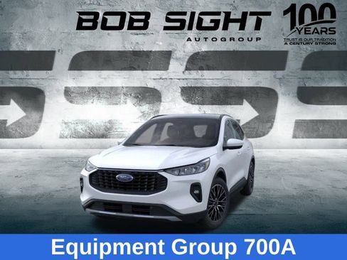 New 2025 Ford Escape Base image 2