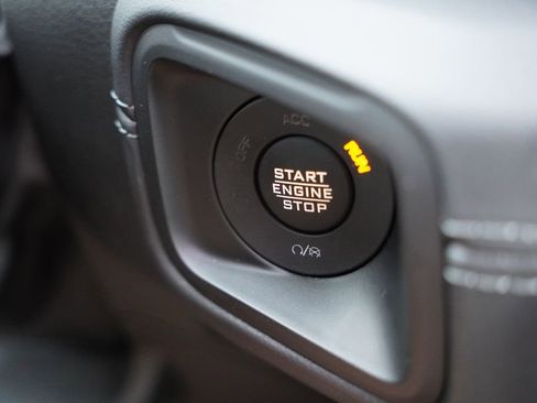 Certified 2025 Jeep Wrangler Unlimited Sahara w/ Safety Group image 31