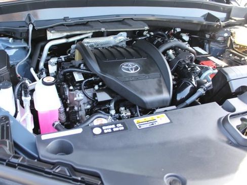 Certified 2025 Toyota Grand Highlander FWD image 59