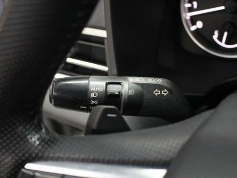 Used 2022 Mitsubishi Outlander SE image 17