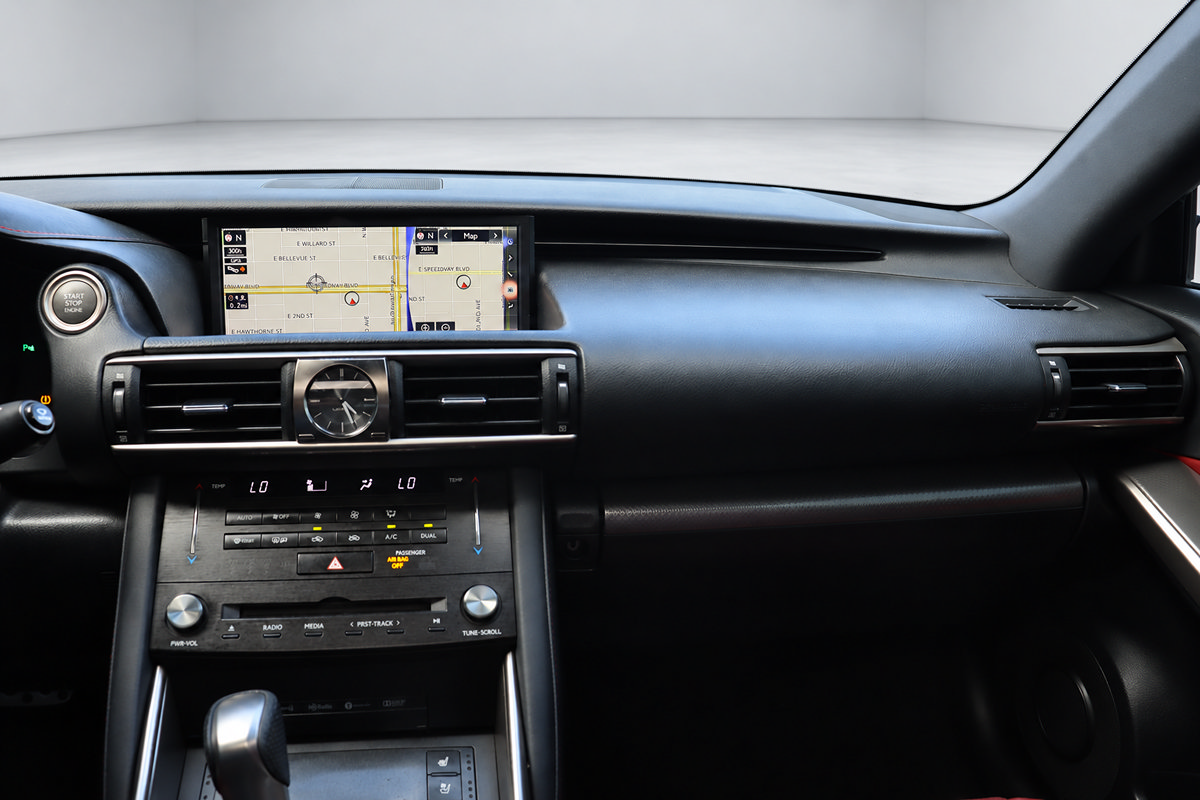 Used 2018 Lexus IS 300 F Sport RWD image 31