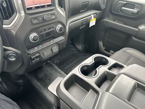 New 2025 GMC Sierra 2500 Pro image 18