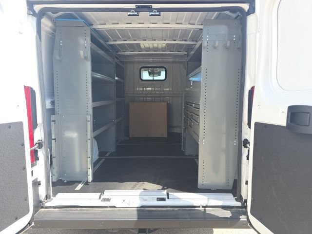 Used 2025 RAM ProMaster 1500 w/ Safety Group FWD image 10