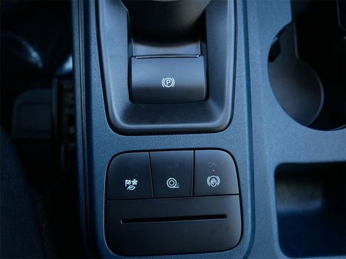 Certified 2024 Ford Maverick XL image 21