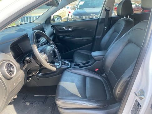 Used 2022 Hyundai Kona Limited image 9
