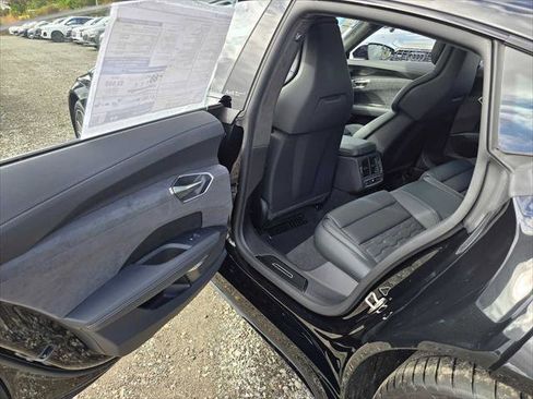 New 2026 Audi S e-tron GT Prestige image 17