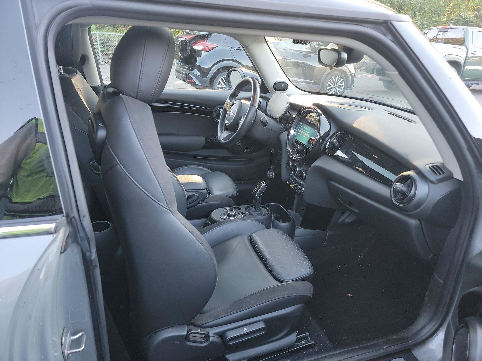 Used 2022 MINI Cooper SE FWD image 13
