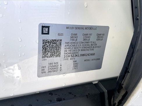 Used 2021 GMC Yukon XL Denali w/ Denali Ultimate Package image 34