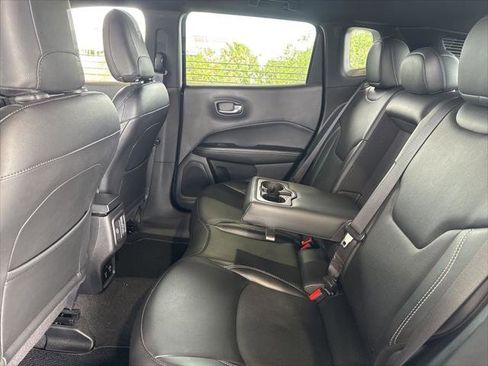 Certified 2021 Jeep Compass Latitude image 30