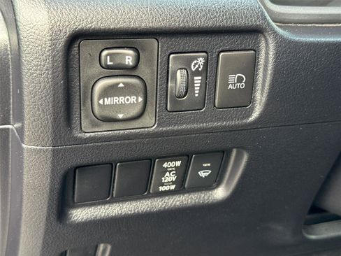 Used 2024 Toyota 4Runner SR5 AWD/4WD image 29