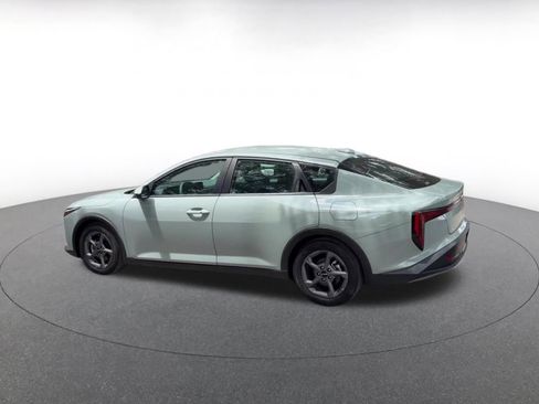 Used 2025 Kia K4 FWD image 10