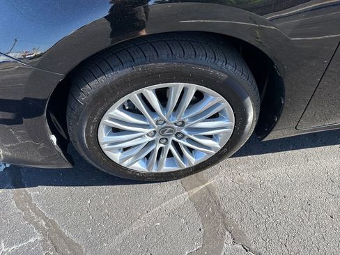 Used 2013 Lexus ES 350 w/ Luxury Pkg image 36