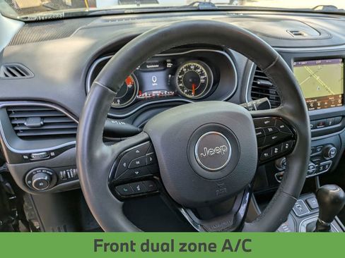 Used 2023 Jeep Cherokee Altitude Lux AWD/4WD image 26