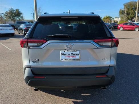 Certified 2019 Toyota RAV4 XLE image 5