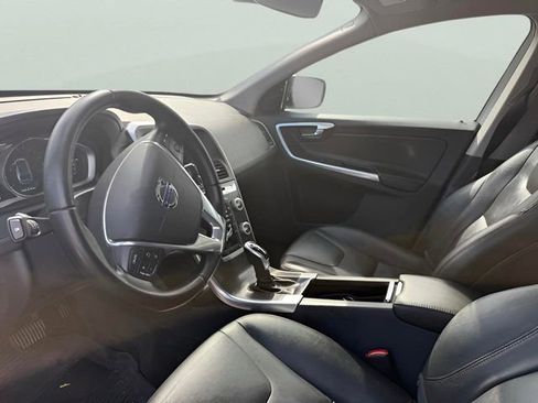 Used 2016 Volvo XC60 T6 image 14