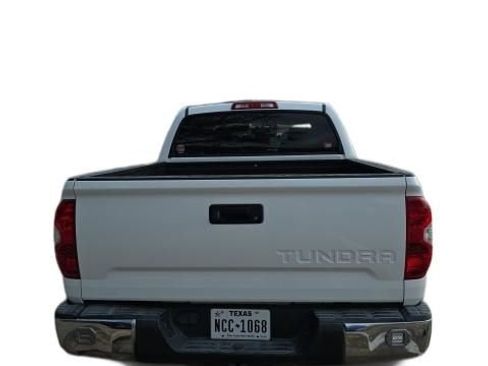 Used 2014 Toyota Tundra SR5 w/ SR5 Upgrade Package image 13