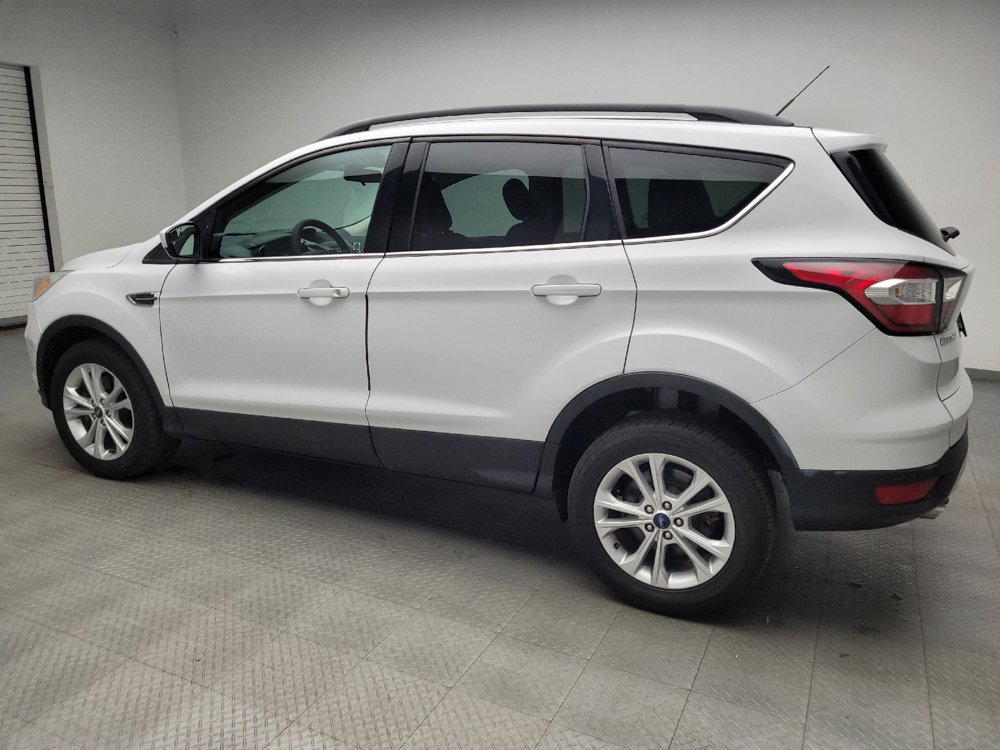 Used 2018 Ford Escape SE AWD/4WD image 3