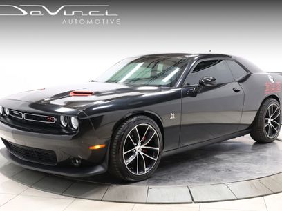 Used 2017 Dodge Challenger R/T Scat Pack w/ Leather Interior Group