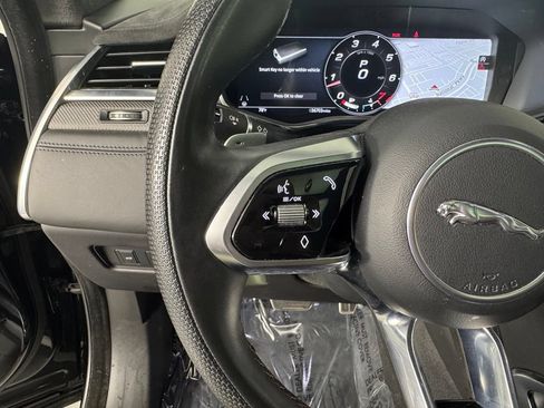 Used 2023 Jaguar F-PACE SVR AWD/4WD image 18