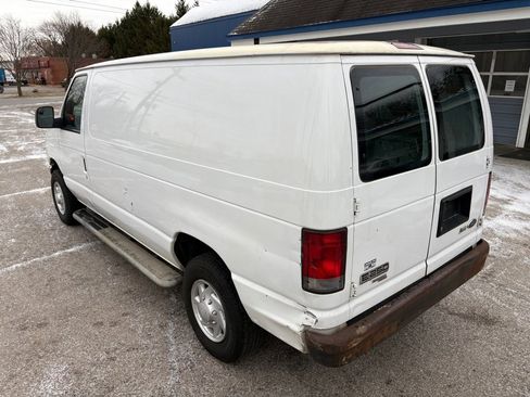 Used 2014 Ford E-250 and Econoline 250 w/ Power Group image 7
