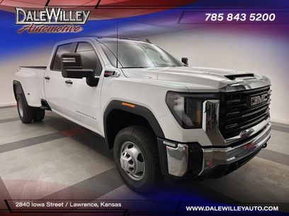 New 2026 GMC Sierra 3500 Pro w/ 1SA Pro Safety Plus Package