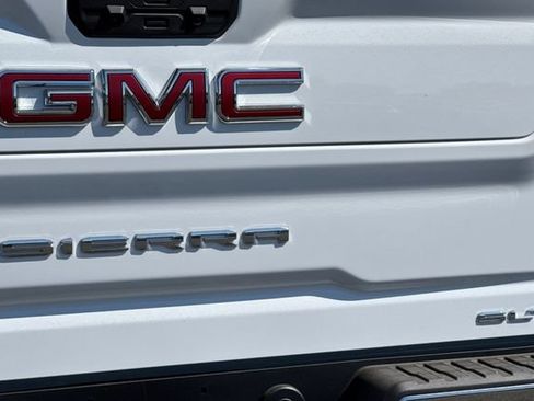 New 2026 GMC Sierra 2500 SLT w/ SLT Premium Package AWD/4WD image 33