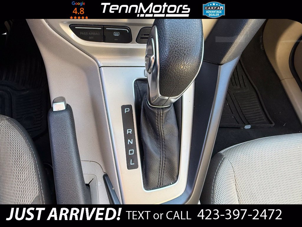 Used 2014 Ford Focus SE w/ SE Winter Package FWD image 17