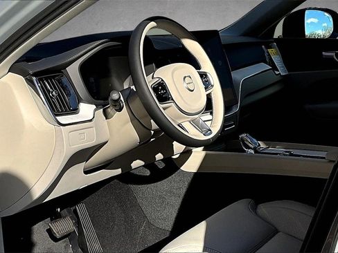New 2026 Volvo XC60 B5 Ultra w/ Protection Package Premier image 7