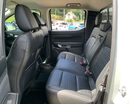 Used 2024 Ford Ranger Lariat w/ FX4 Off-Road Package AWD/4WD image 38